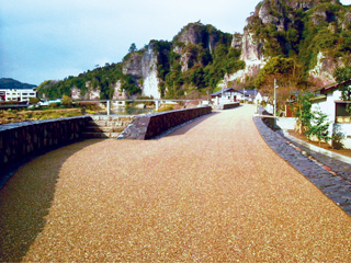 Exposed Aggregate Asphalt Pavement　PERFECT COLOR NP