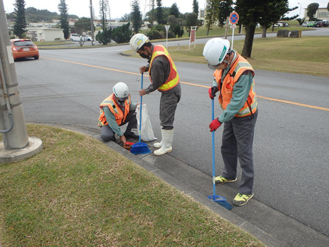 清掃活動の様子