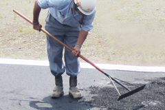「レーキ」「トンボ」の図