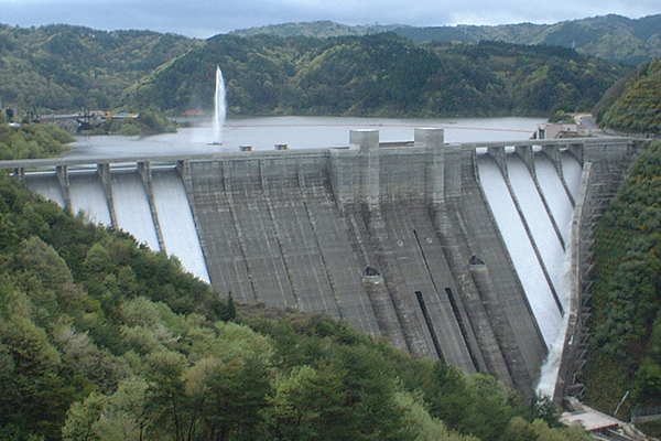 小里川ダム本体建設工事